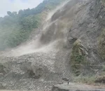 सुख्खा पहिरोका कारण ३ दिनदेखि बिपी राजमार्ग अवरुद्ध