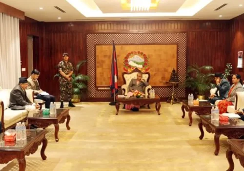 कर्मचारी कटौतीपछि असन्तुष्ट संघ र प्रदेशका पदाधिकारी बैठक बस्दै