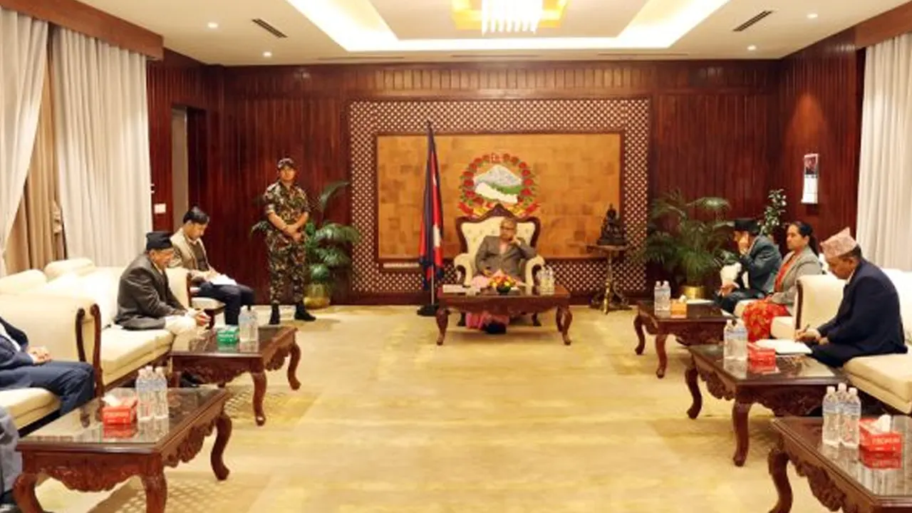 कर्मचारी कटौतीपछि असन्तुष्ट संघ र प्रदेशका पदाधिकारी बैठक बस्दै