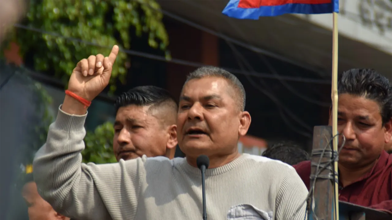 दुर्गा प्रसाईं समूहसँग गृह मन्त्रालयले वार्ता गर्दै