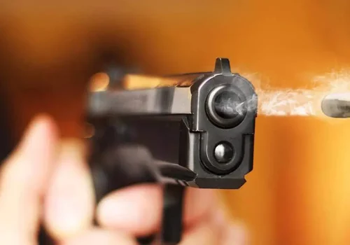 सिराहामा गोली प्रहारबाट बुबा–छोरा गम्भीर घाइते