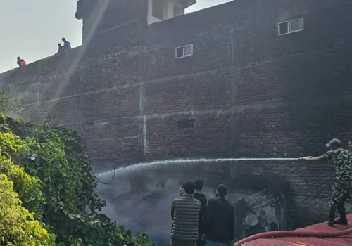 विराटनगरमा आगलागी, नियन्त्रणको प्रयास जारी