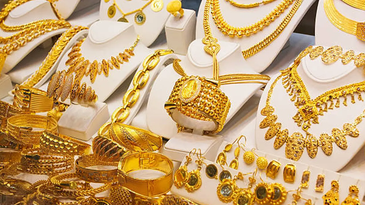 सुनको मूल्य २ हजार ९ सय रुपैयाँले बढ्यो