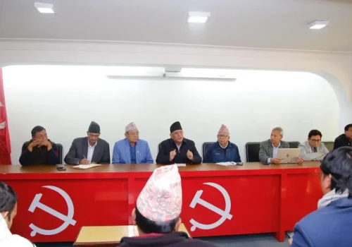 नेपाली कम्युनिस्ट पार्टीको पूर्वपदाधिकारी बैठक पेरिसडाँडामा