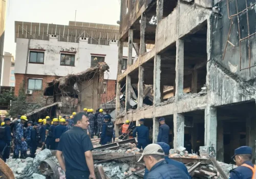 नक्साल भाटभटेनी भत्काउने क्रममा एक जनाको मृत्यु