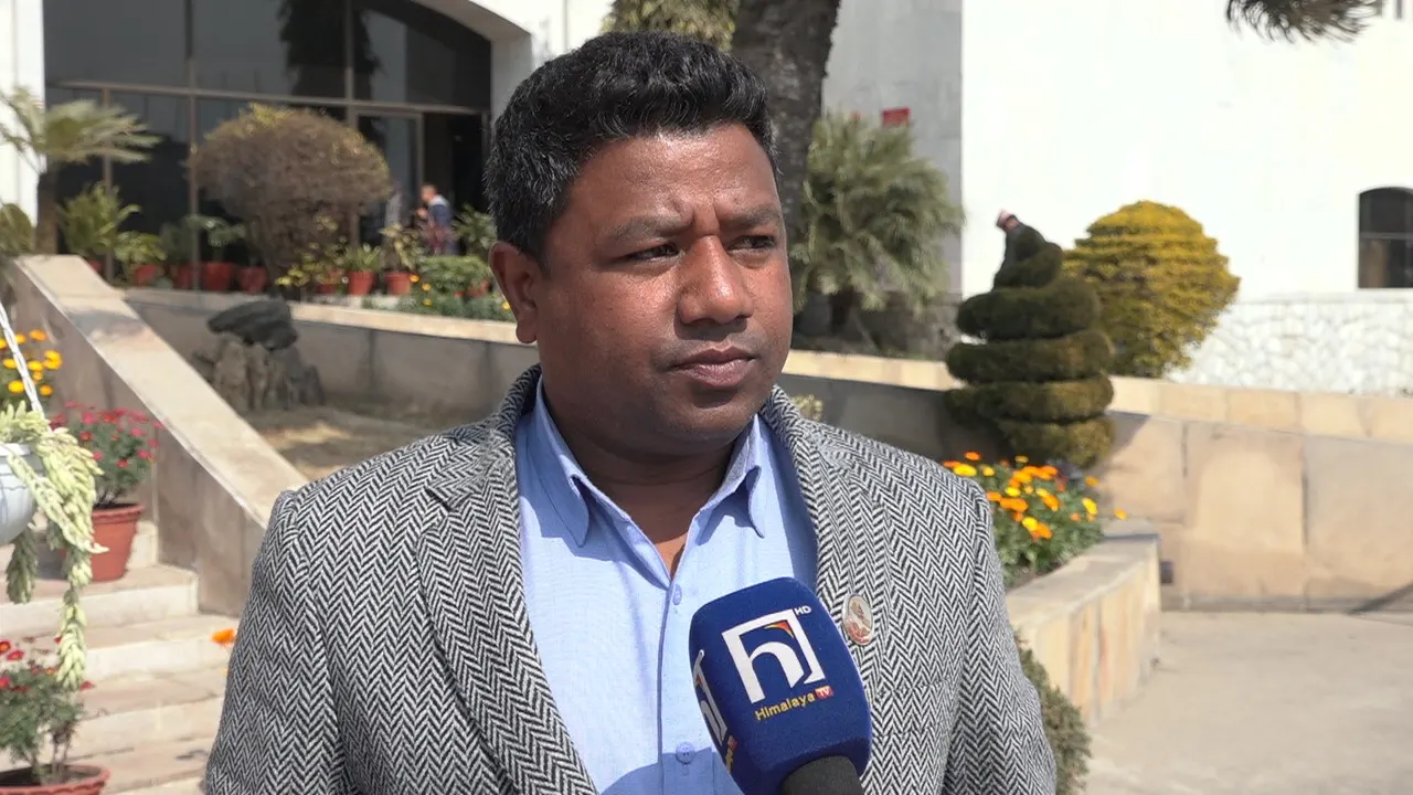 सन्तोष परियारले छाडे रास्वपा