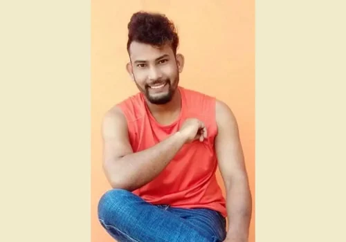 ३ लाख धरौटी बुझाएर रिहा भए गायक बाबुल गिरी