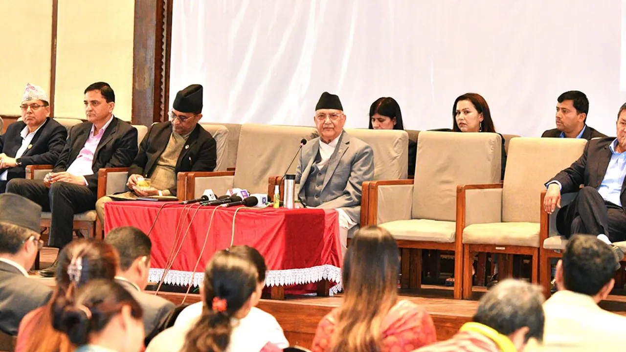 एमाले संसदीय दलको बैठक आज : संसद विघटनको संवैधानिक परीक्षणमा जाने विषयमा छलफल हुने