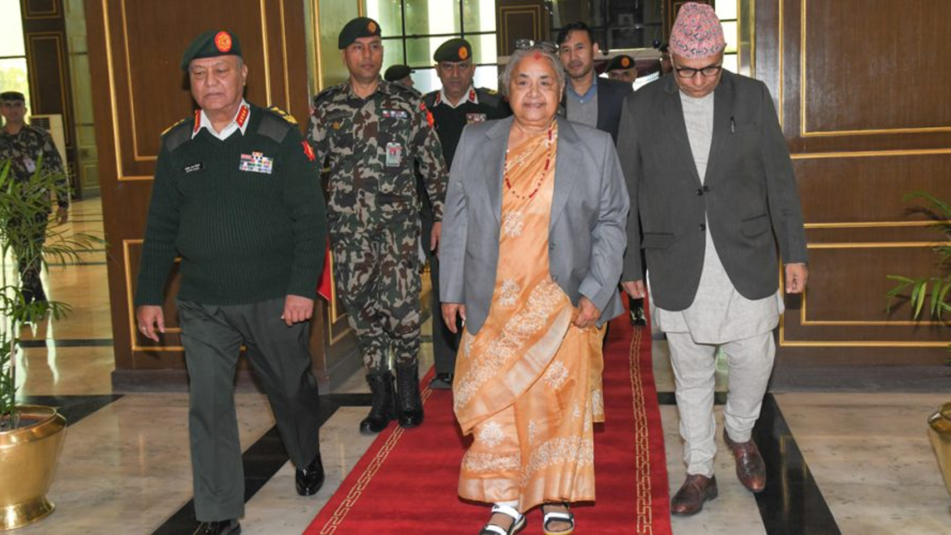 प्रधानमन्त्रीले गरिन् सेनालाई निर्देशन– चुनावमा एक थोपा रगत नबग्नेगरी खटिनुस्‌