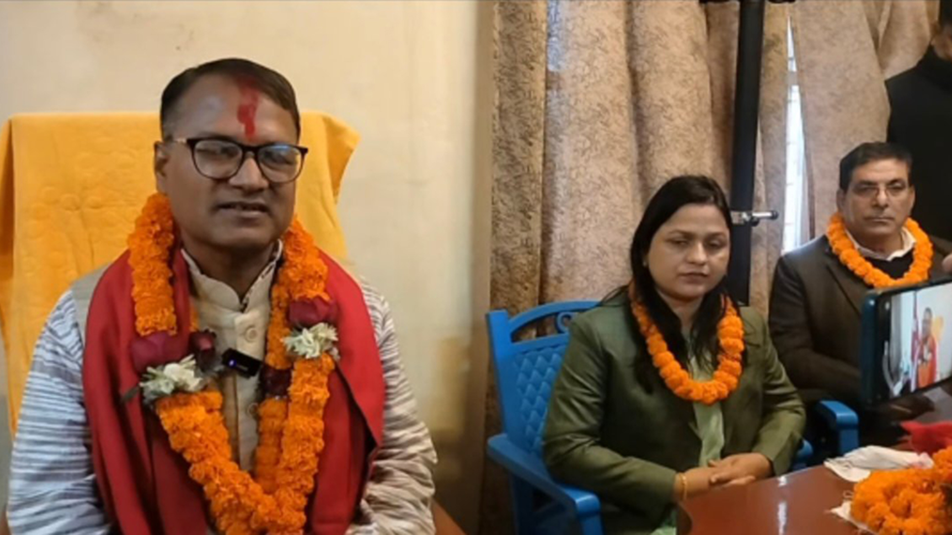 मधेश प्रदेशमा नवनिर्वाचित सभामुखले गरे पदभार ग्रहण