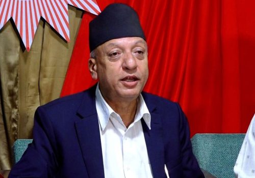 एमालेका नेता राजेन्द्र गौत्तमले लिए उम्मेदवारी फिर्ता