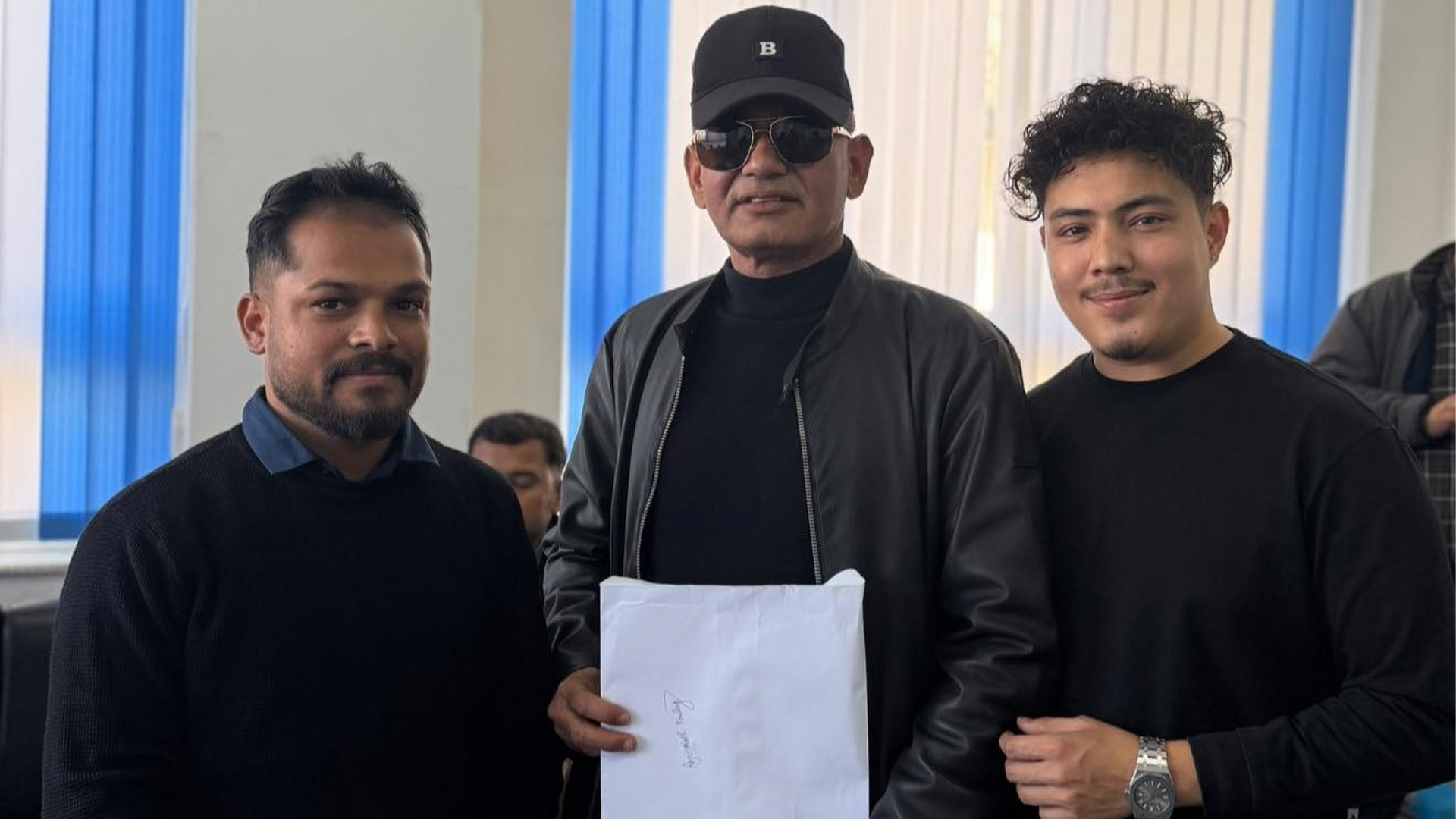 राजु पाण्डेलाई रास्वपाले दियो टिकट