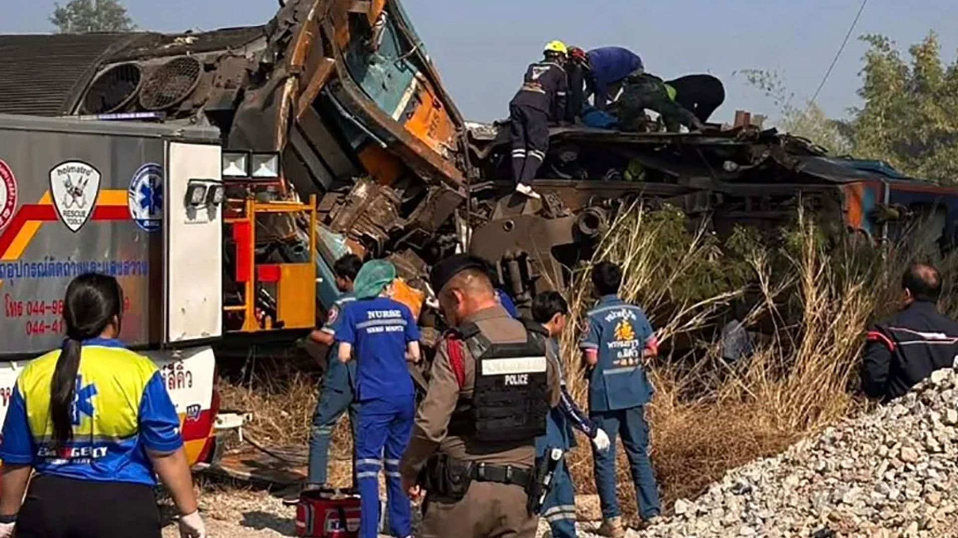 थाइल्याण्डको उत्तर–पूर्वी क्षेत्रमा गुडिरहेको रेलमा क्रेन खस्दा कम्तीमा २२ जनाको मृत्यु