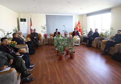 नेकपा एमाले निर्वाचन केन्द्रित बैठक च्यासलमा जारी