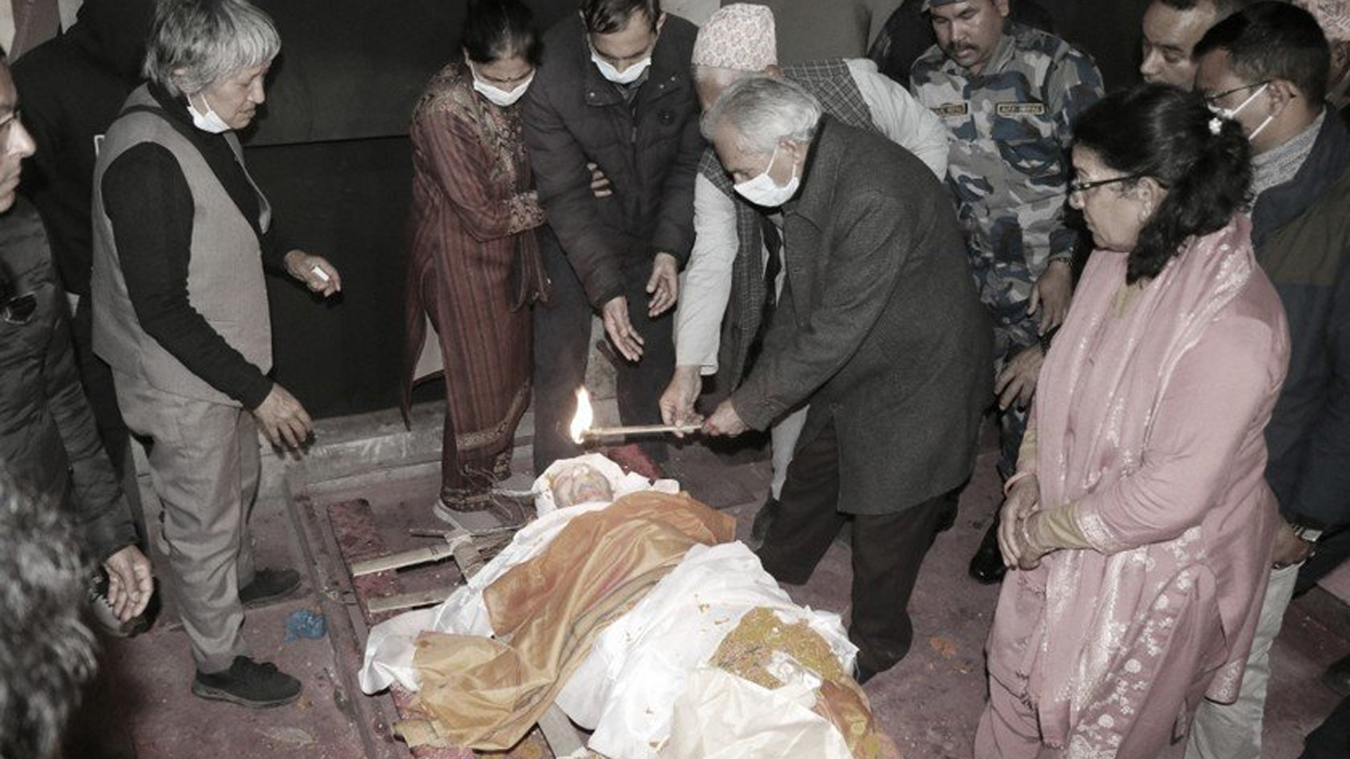 पूर्वप्रधानमन्त्री बाबुराम भट्टराईका बुवाको पशुपतिमा अन्त्येष्टि