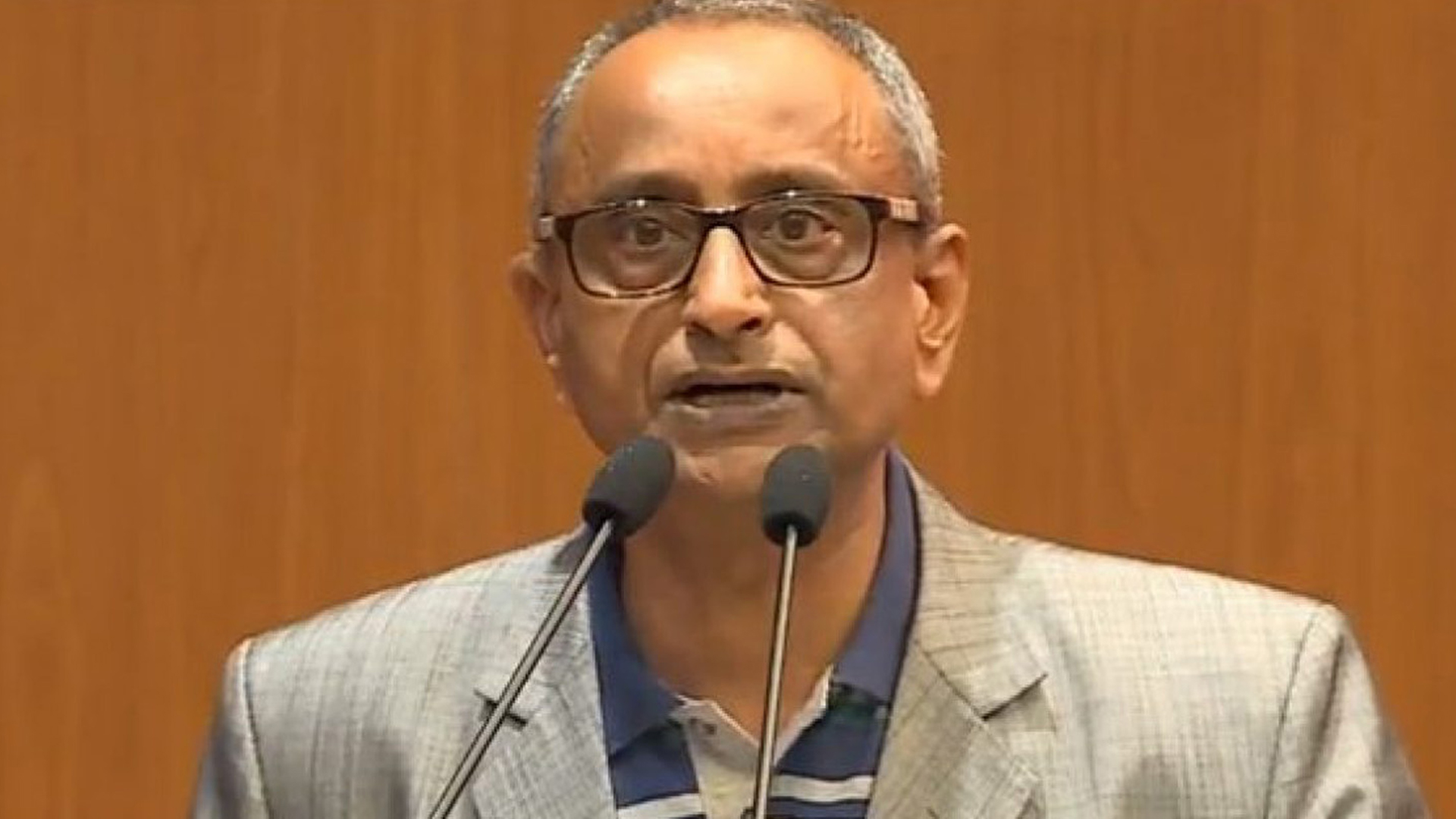 जितेन्द्रनारायण देवले एमालेको पार्टी परित्यागको घोषणा