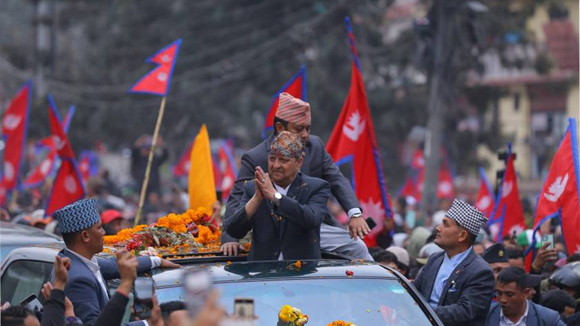 पूर्वराजा शाह झापाबाट काठमाडौँ आउँदै