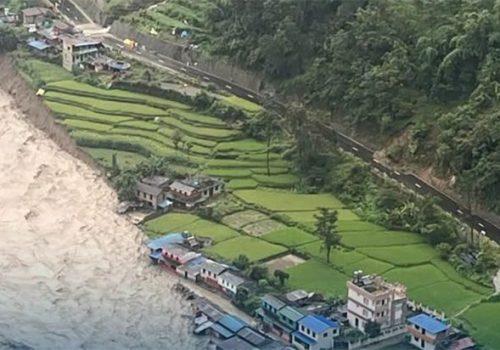 ११ असोज, काठमाडौं । कालीगण्डकी नदीको बहाव बढ्दा पर्वतमा २५ घर बगे