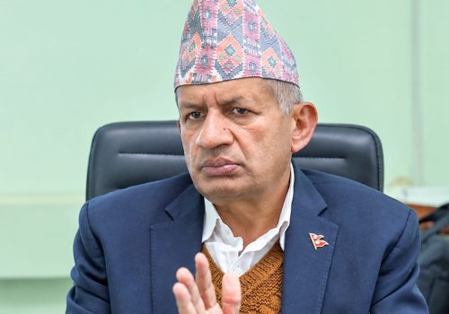 एमाले कार्यदलमा प्रदीप ज्ञवालीको प्रतिवेदनमाथि असन्तुष्टि, ‘निकास दिने देखिएन’