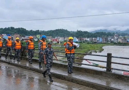 भक्तपुरमा बाढी–डुबानको जोखिम बढेपछि खोला किनारका बासिन्दालाई सतर्क रहन आग्रह
