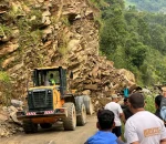 पहिरो हटाइएसँगै १७ घण्टापछि खुल्यो नुवाकोट–धुन्चे सडक