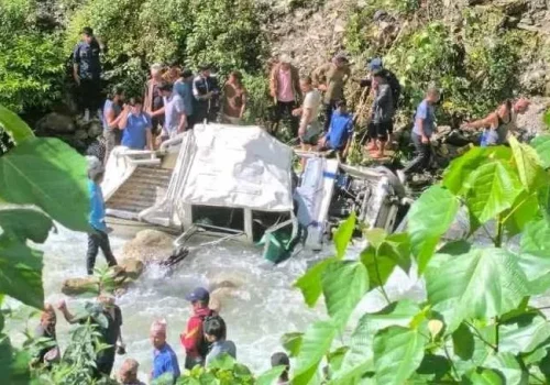 रुकुम पश्चिममा जिप दुर्घटना हुँदा दुई जनाको मृत्यु, १० जना घाइते