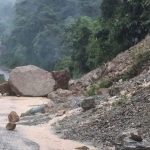 मलेखु–मुग्लिङ सडकमा पहिरो