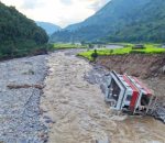 बाढीले बगायो गलकोट–९ को वडा कार्यालय, वडाध्यक्ष भन्छन्– ‘भवनसँगै मेरो इतिहास पनि मेटियो’