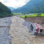 बाढीले बगायो गलकोट–९ को वडा कार्यालय, वडाध्यक्ष भन्छन्– ‘भवनसँगै मेरो इतिहास पनि मेटियो’