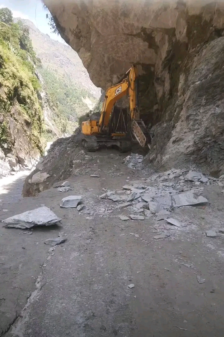 बेनी–जोमसोम–कोरला सडक : दुई स्थानबाहेक सबै ठाउँमा यातायात सञ्चालनको तयारी