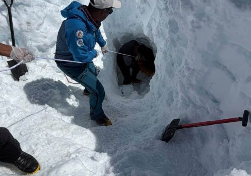 हिमलुङ हिमालमा थप ४ शव फेला, ज्यान गुमाउने नेपालीको संख्या ११ पुग्यो