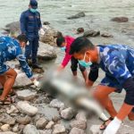 सुनकोशी नदी किनारमा पहिचान नखुलेको पुरुषको शव फेला