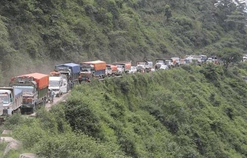 नारायणगढ–मुग्लिन–काठमाडौं सडकमा ठूला मालवाहक सवारीलाई १५ दिन रोक